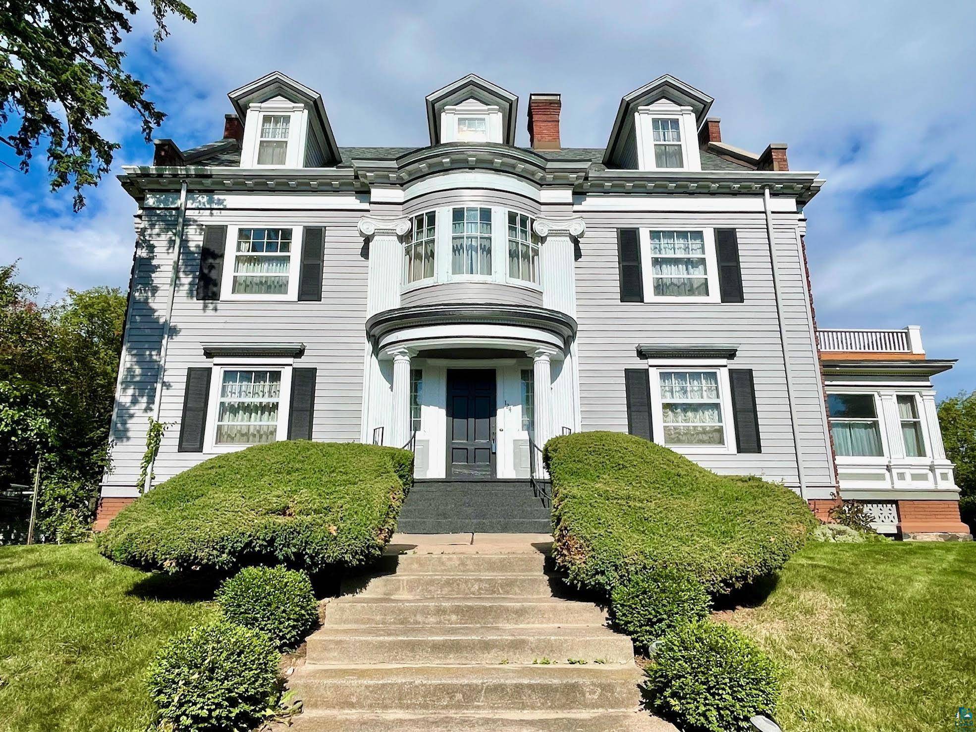 124 N 24th Ave E, Duluth, MN 55812
