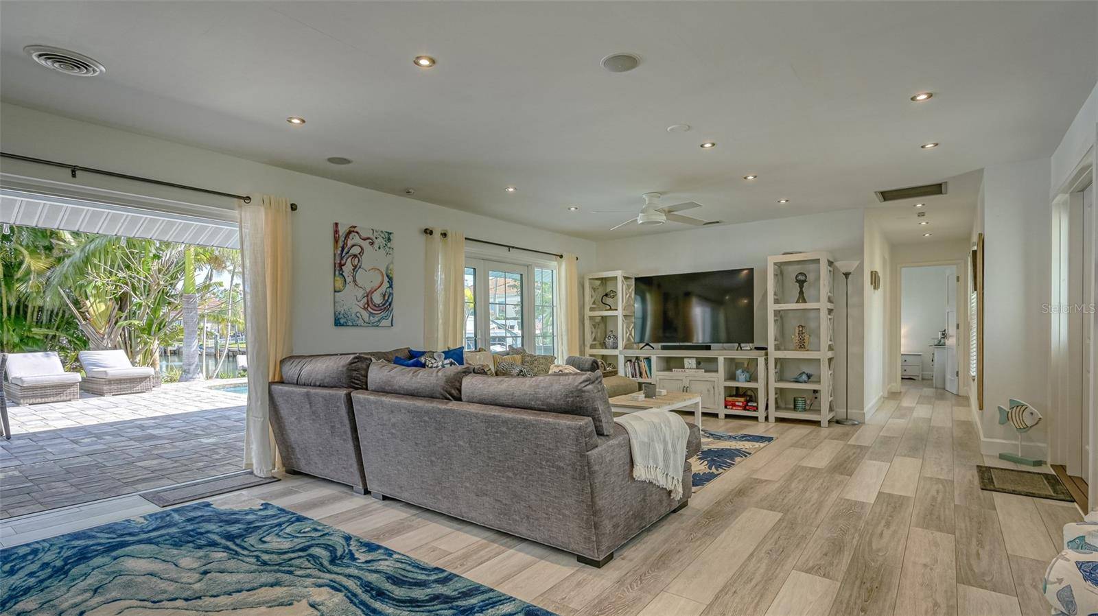 500 SCHOONER LN, Longboat Key, FL 34228