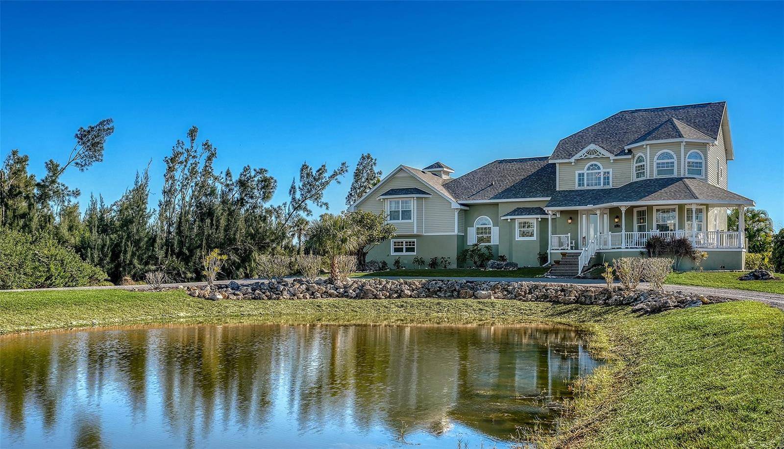 925 BAYSHORE DR, Terra Ceia, FL 34250