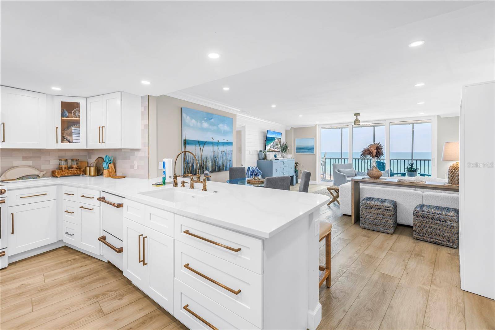 6300 MIDNIGHT PASS RD #702, Sarasota, FL 34242
