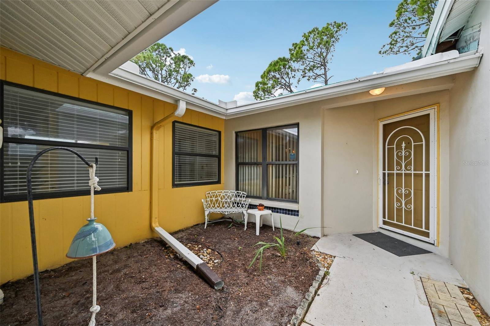 227 SOUTHAMPTON DR #289, Venice, FL 34293