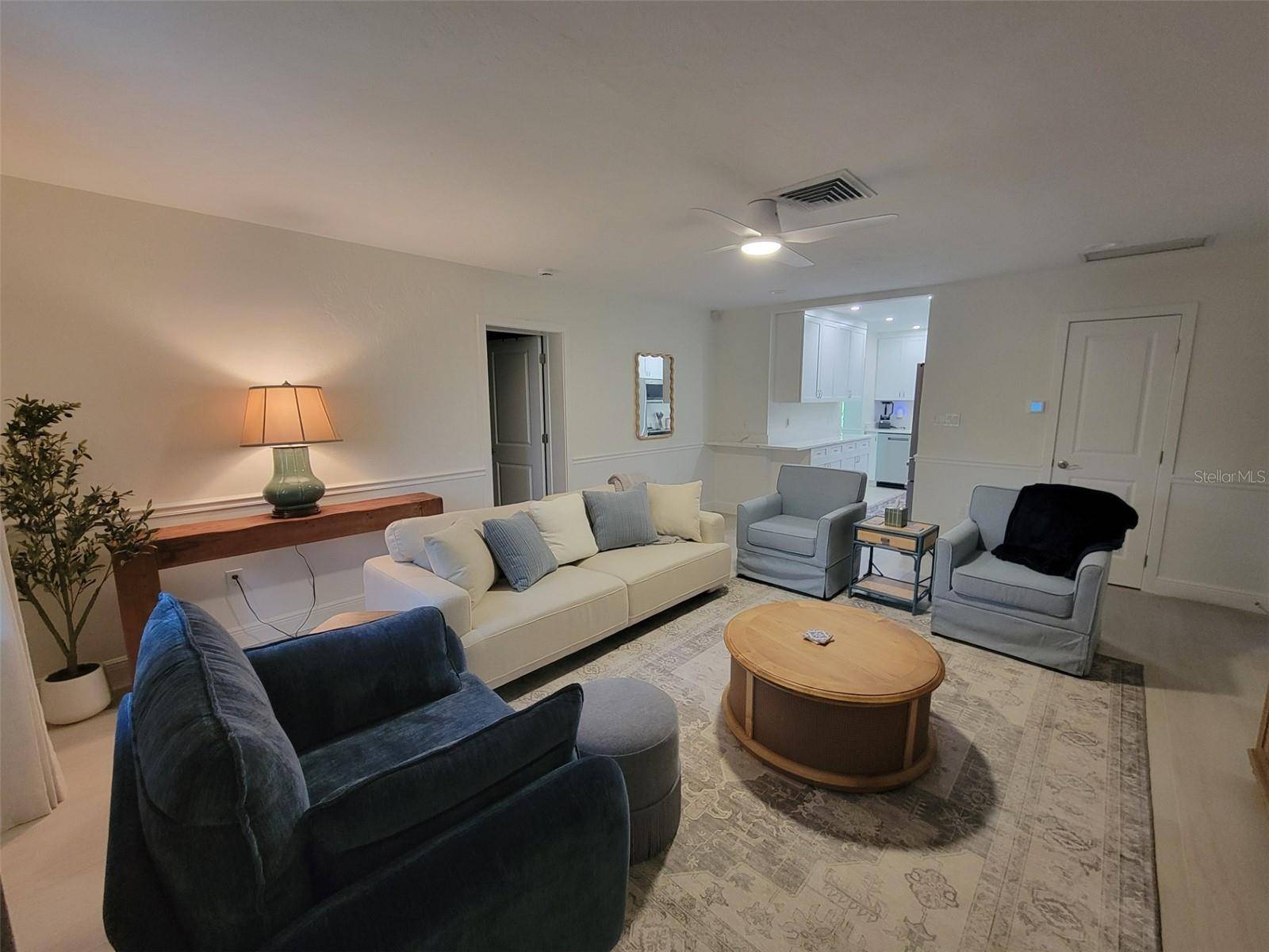 323 MADISON DR, Sarasota, FL 34236