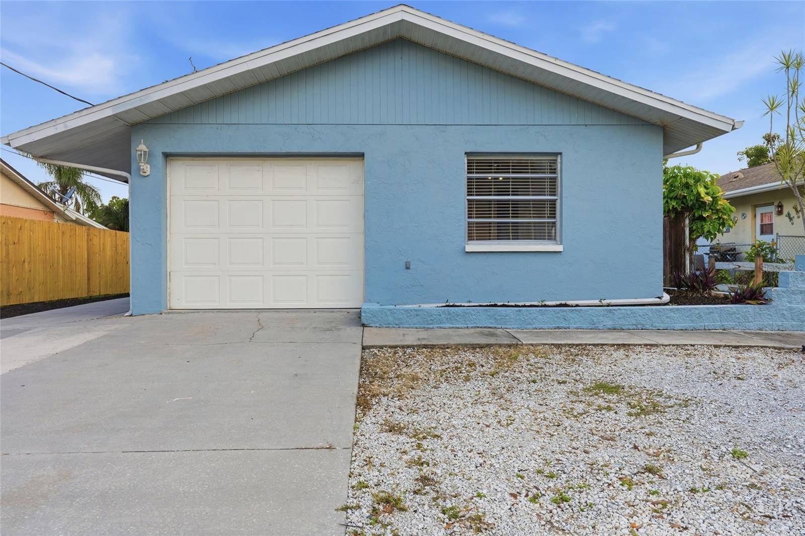 1915 COLLEEN ST, Sarasota, FL 34231