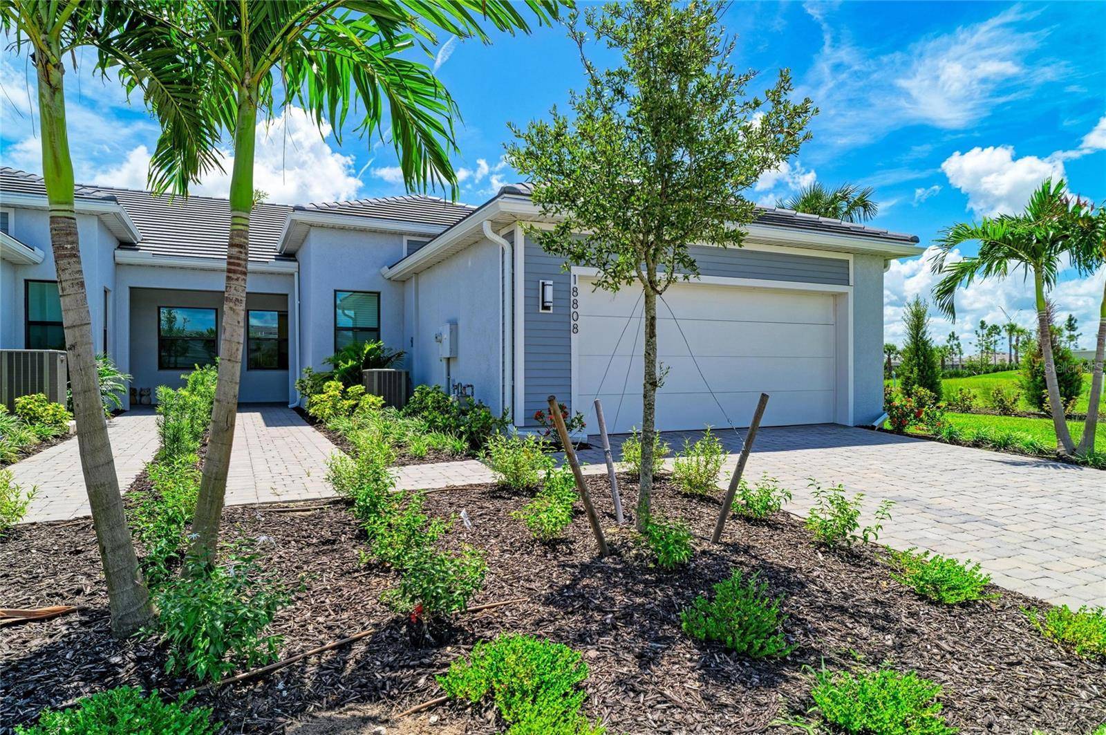 18808 INDIAN ROCK PL, Lakewood Ranch, FL 34211