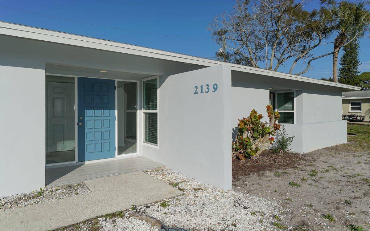 2139 COUVER DR #2139, Sarasota, FL 34231