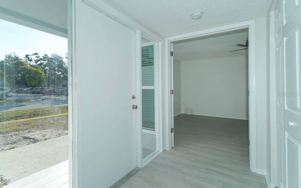 2139 COUVER DR #2139, Sarasota, FL 34231