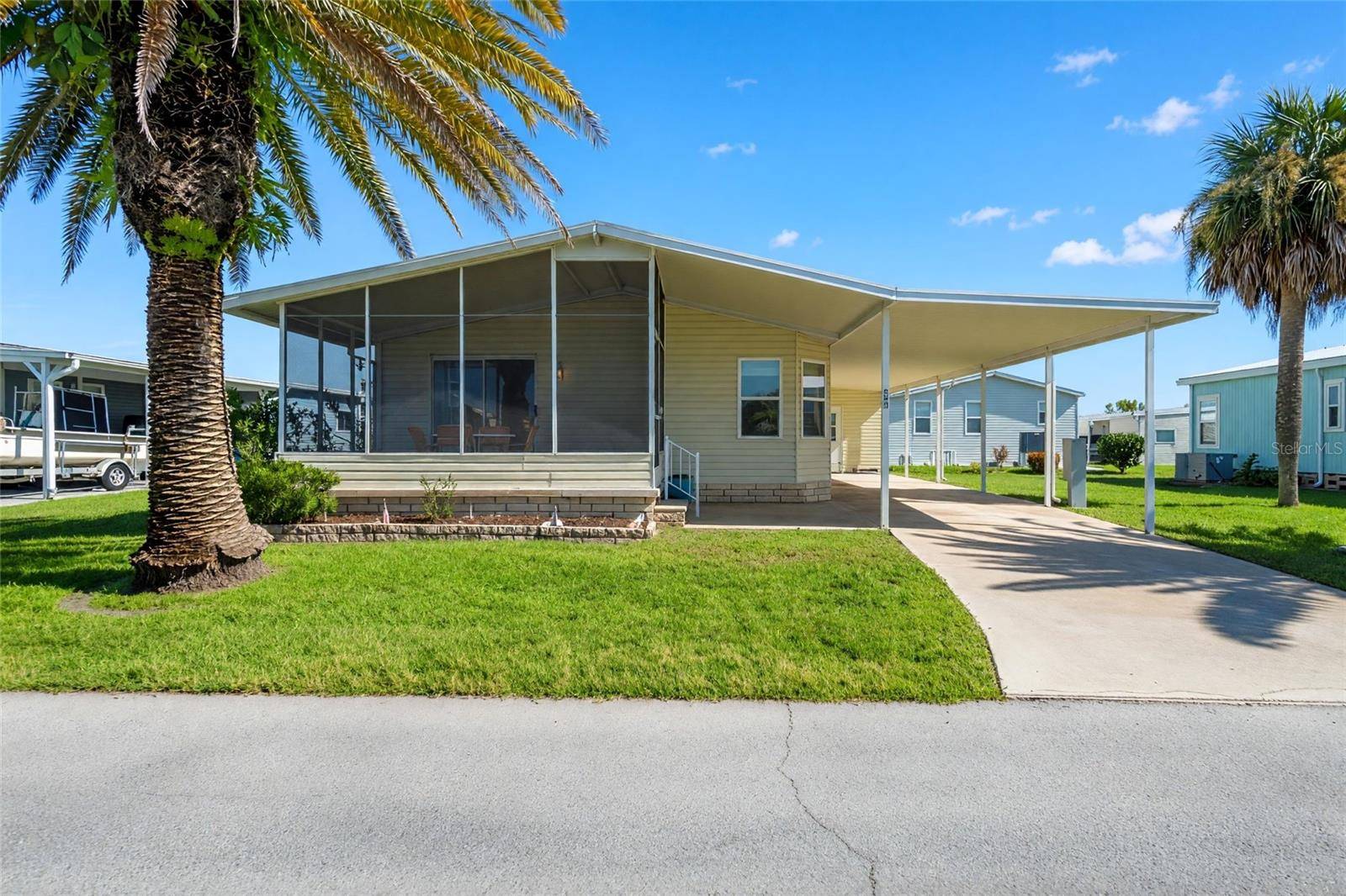 693 RIVERVIEW CIR, North Port, FL 34287