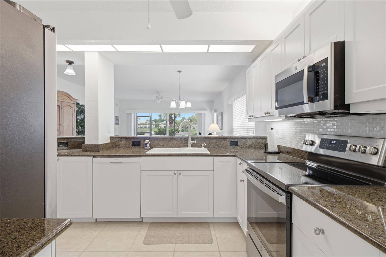 418 LAUREL LAKE DR #106, Venice, FL 34292