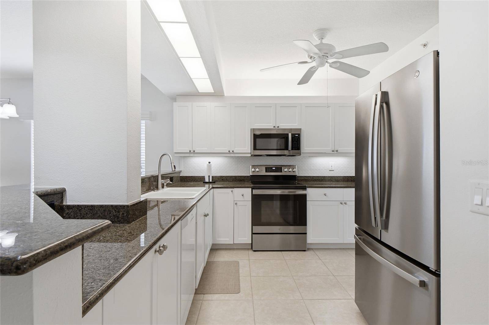 418 LAUREL LAKE DR #106, Venice, FL 34292