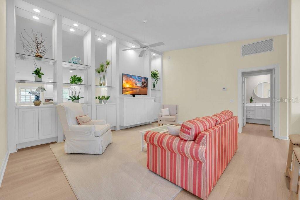 7564 PESARO DR, Sarasota, FL 34238