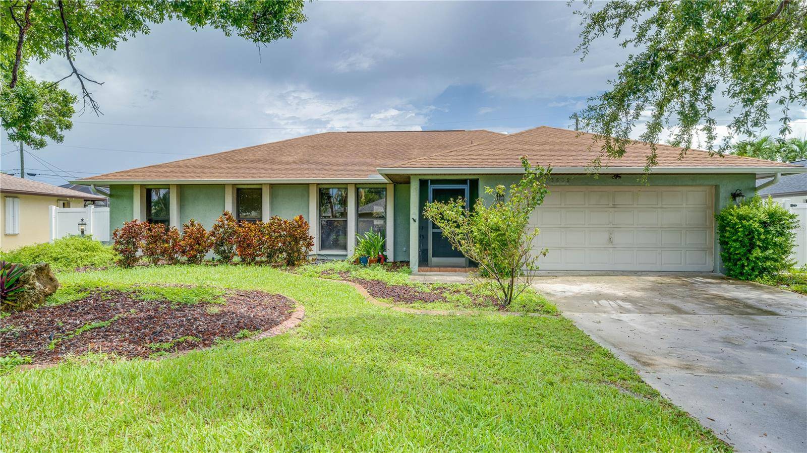 3609 SE 2ND PL, Cape Coral, FL 33904