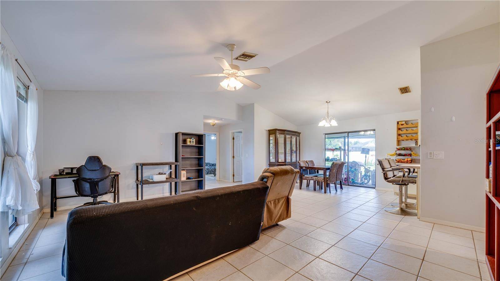 3609 SE 2ND PL, Cape Coral, FL 33904