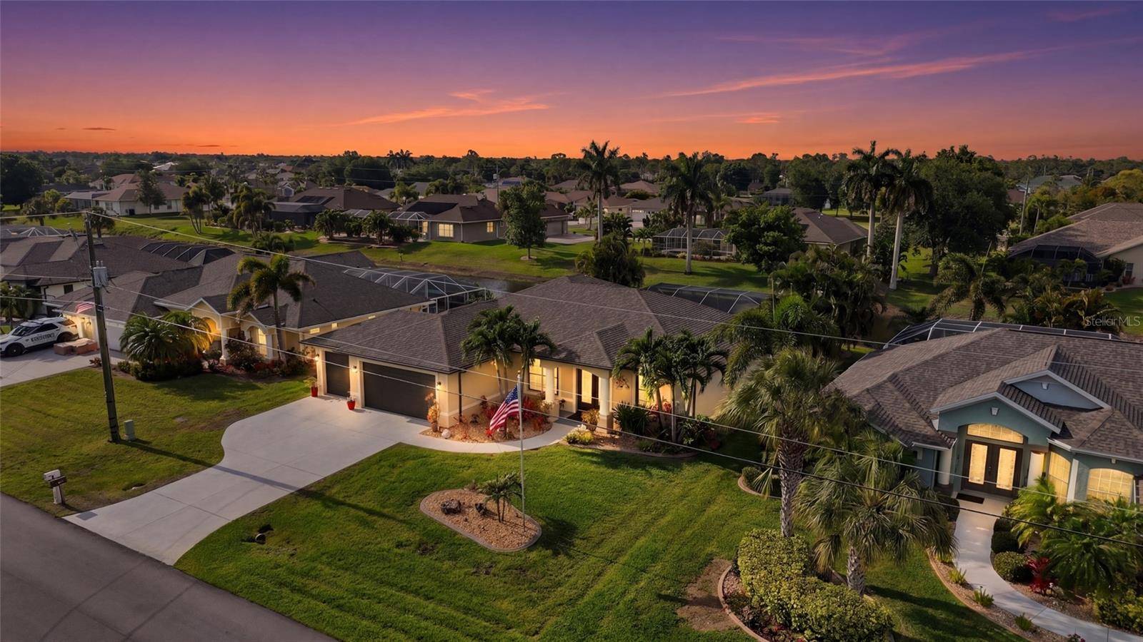 39 MEDALIST RD, Rotonda West, FL 33947