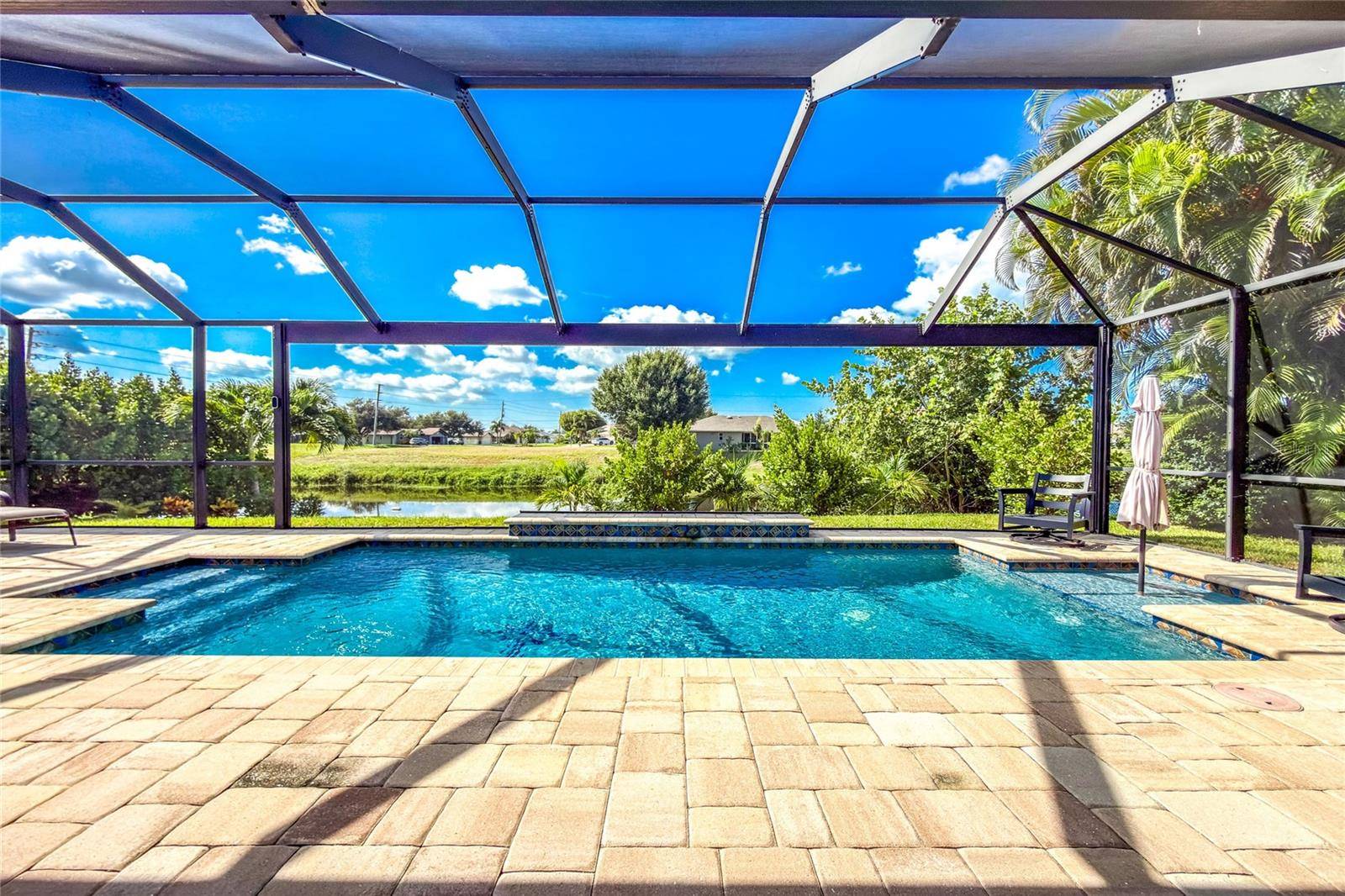4 WHITE MARSH LN, Rotonda West, FL 33947