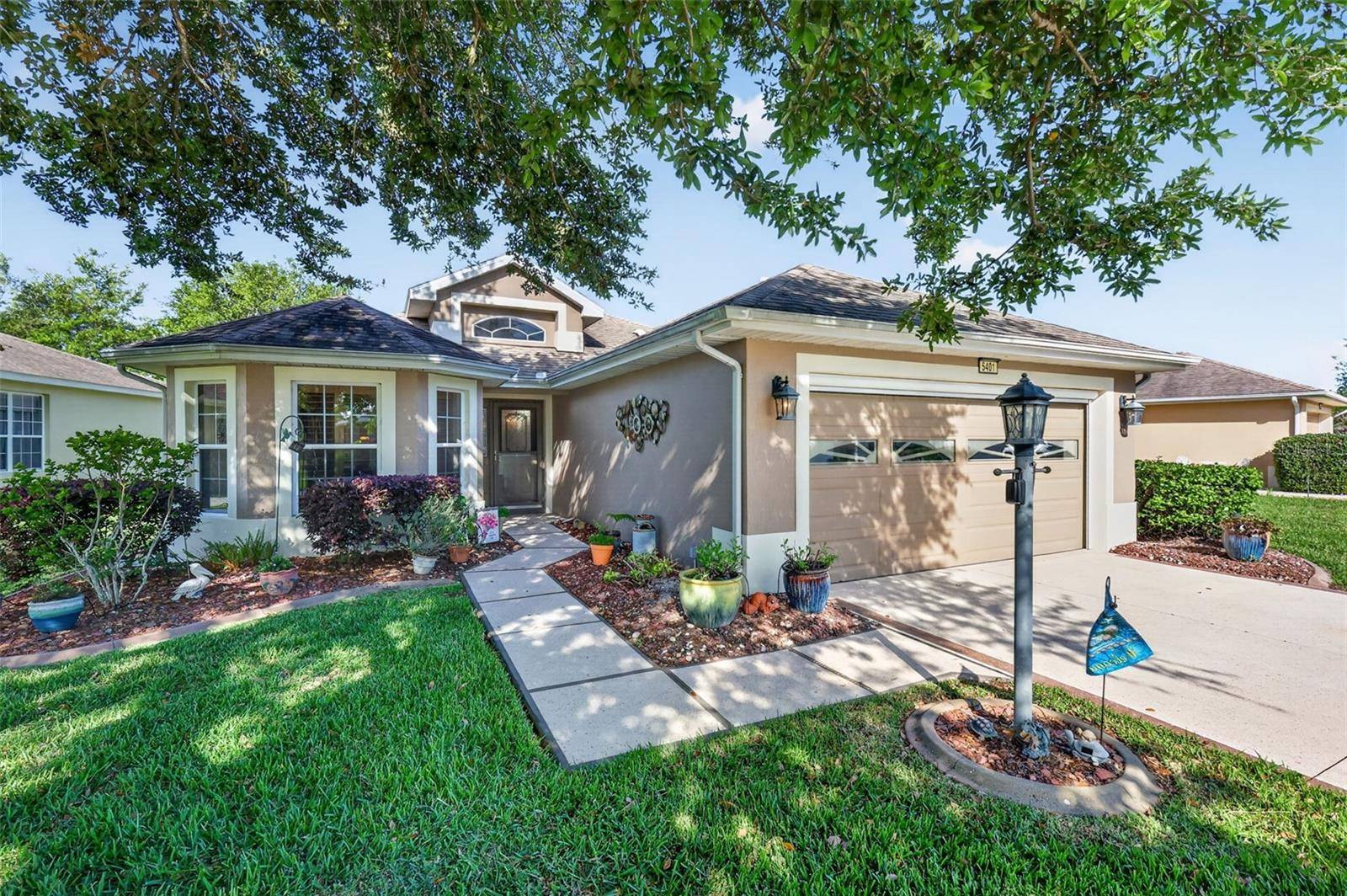 5401 AURORA DR, Leesburg, FL 34748
