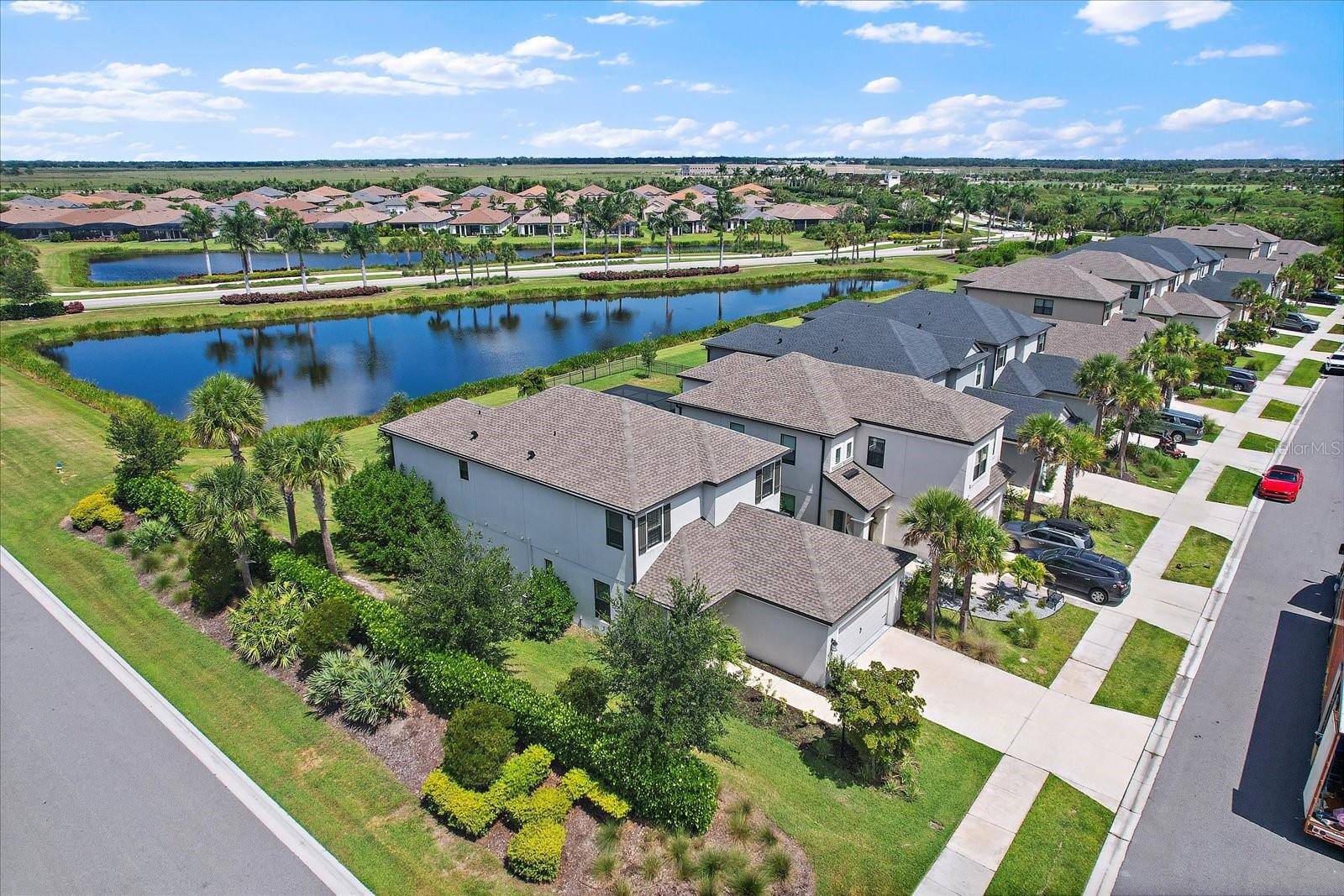 10141 MILKY WAY CIR, Sarasota, FL 34241