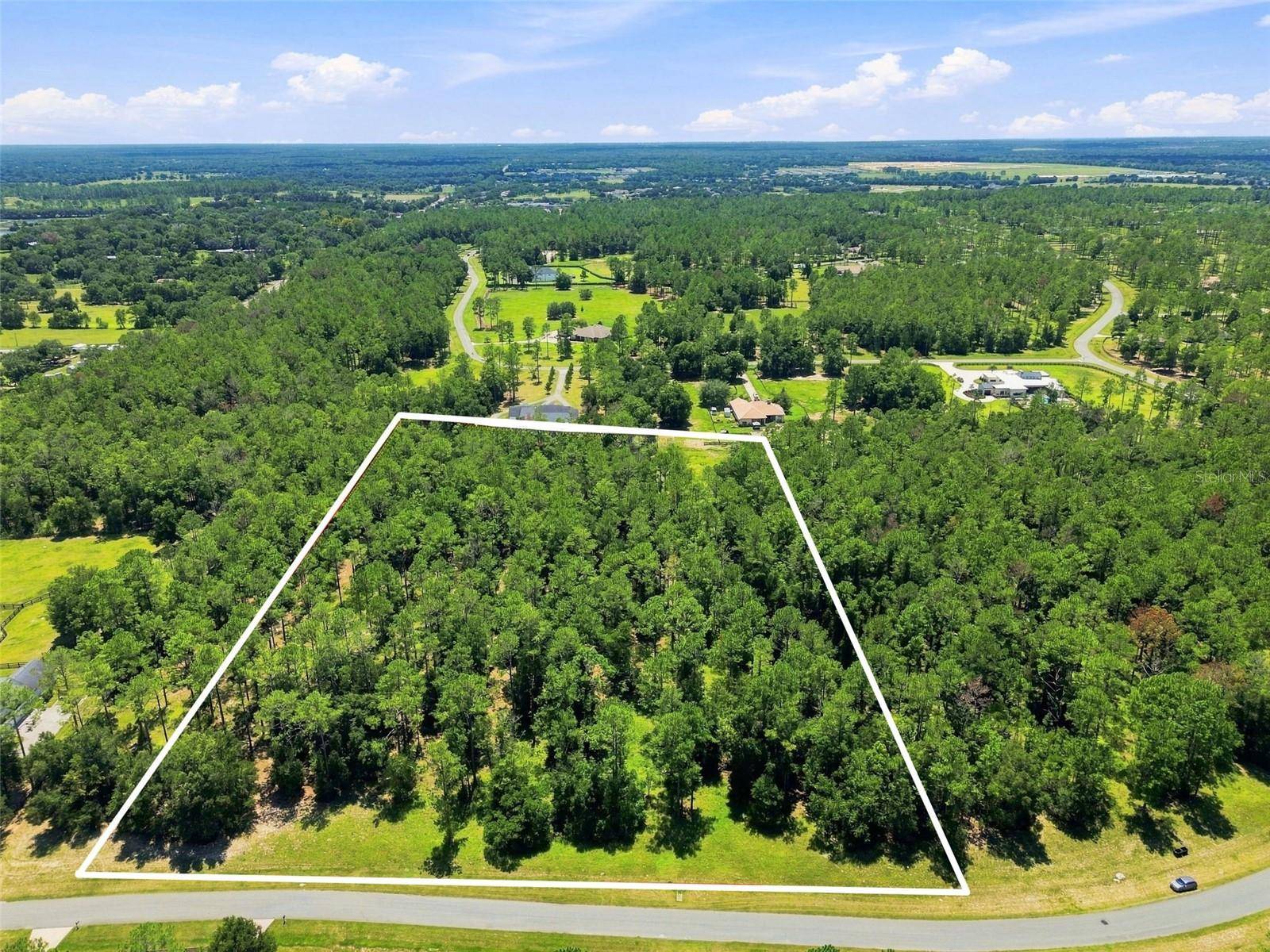 24150 GREENWOOD XING, Eustis, FL 32736