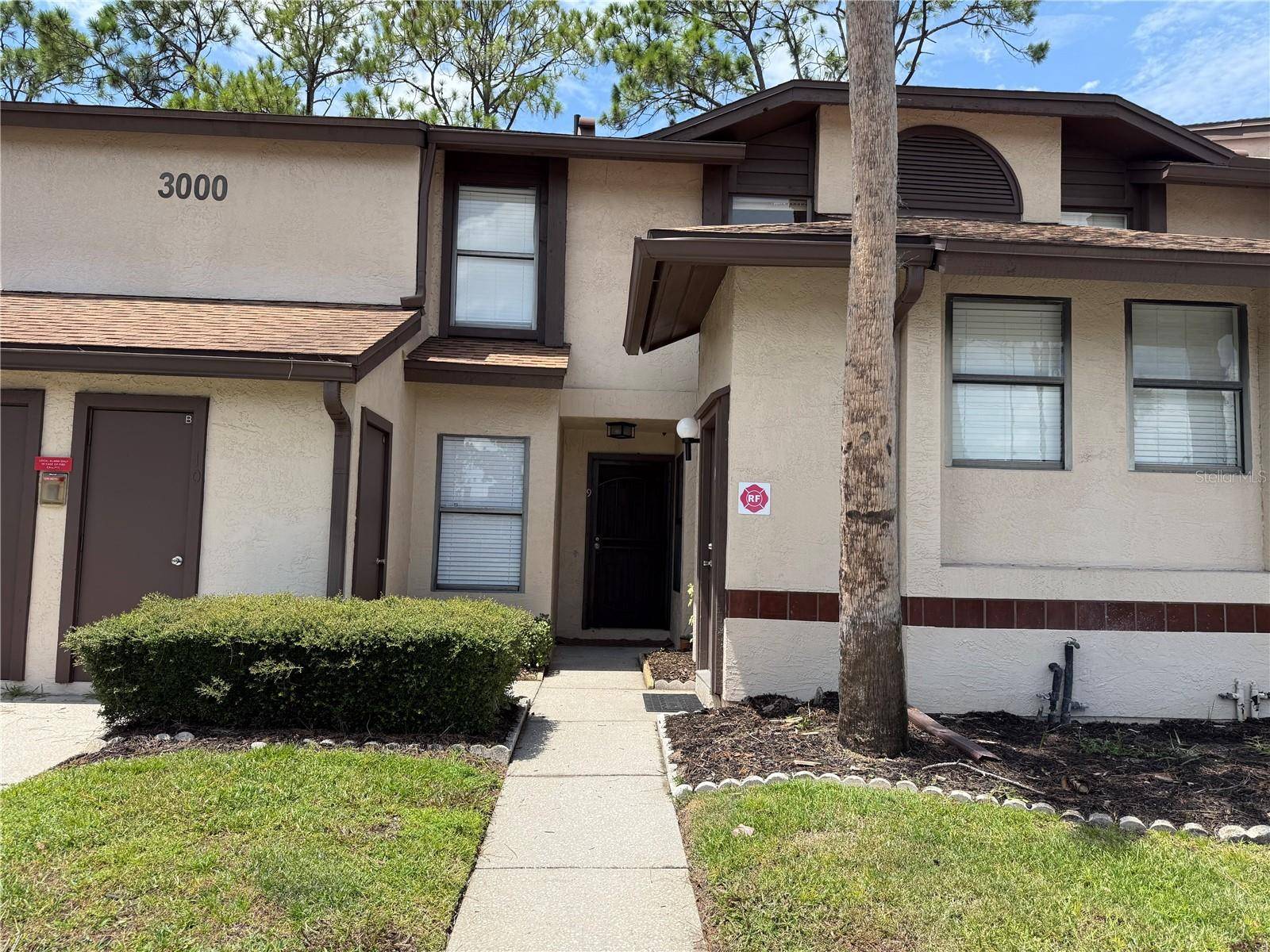3000 S SEMORAN BLVD #9, Orlando, FL 32822