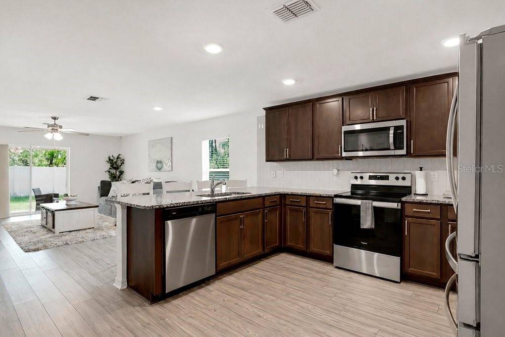 1031 EAST PARKWAY, Deland, FL 32724