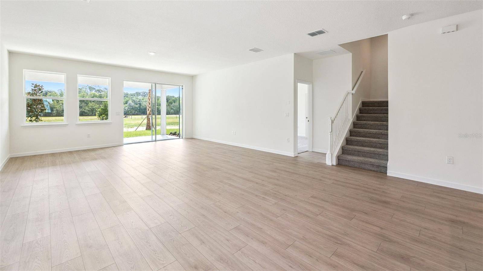 3038 KINGSMAN TRL, Ormond Beach, FL 32174