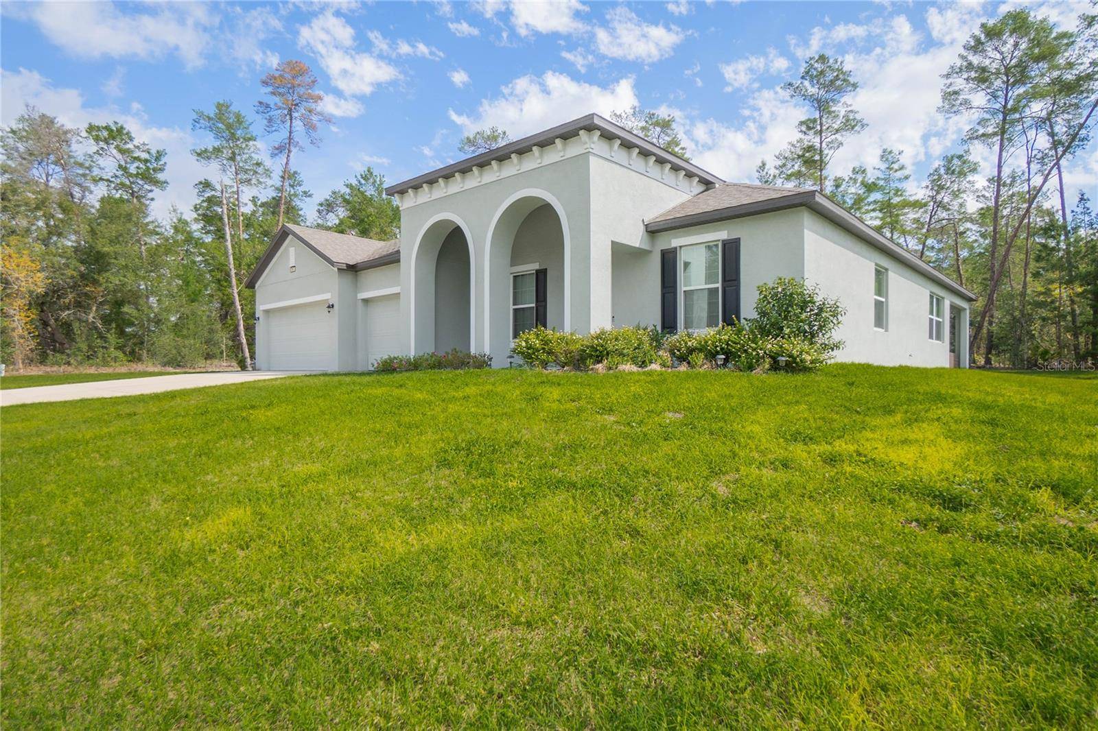 69 GRASS ST, Homosassa, FL 34446