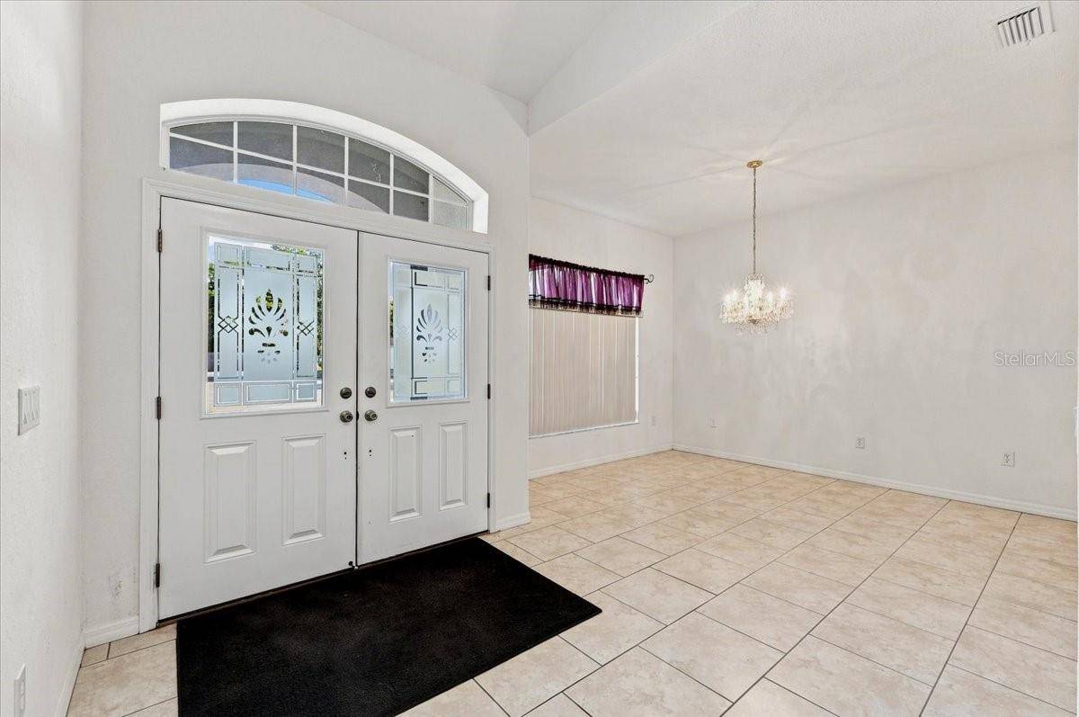 1505 LAKE THOMAS LOOP, Winter Haven, FL 33880