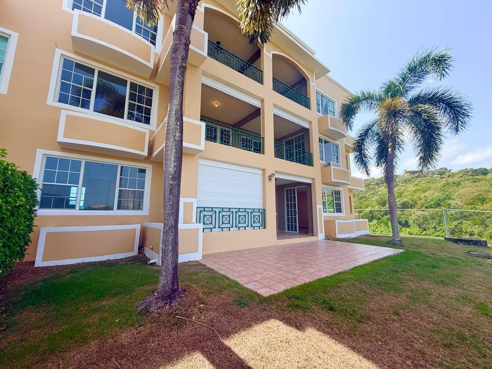 calle 5 CONDOMINIO COSTA DORADA #102B, Rio Grande, PR 00745