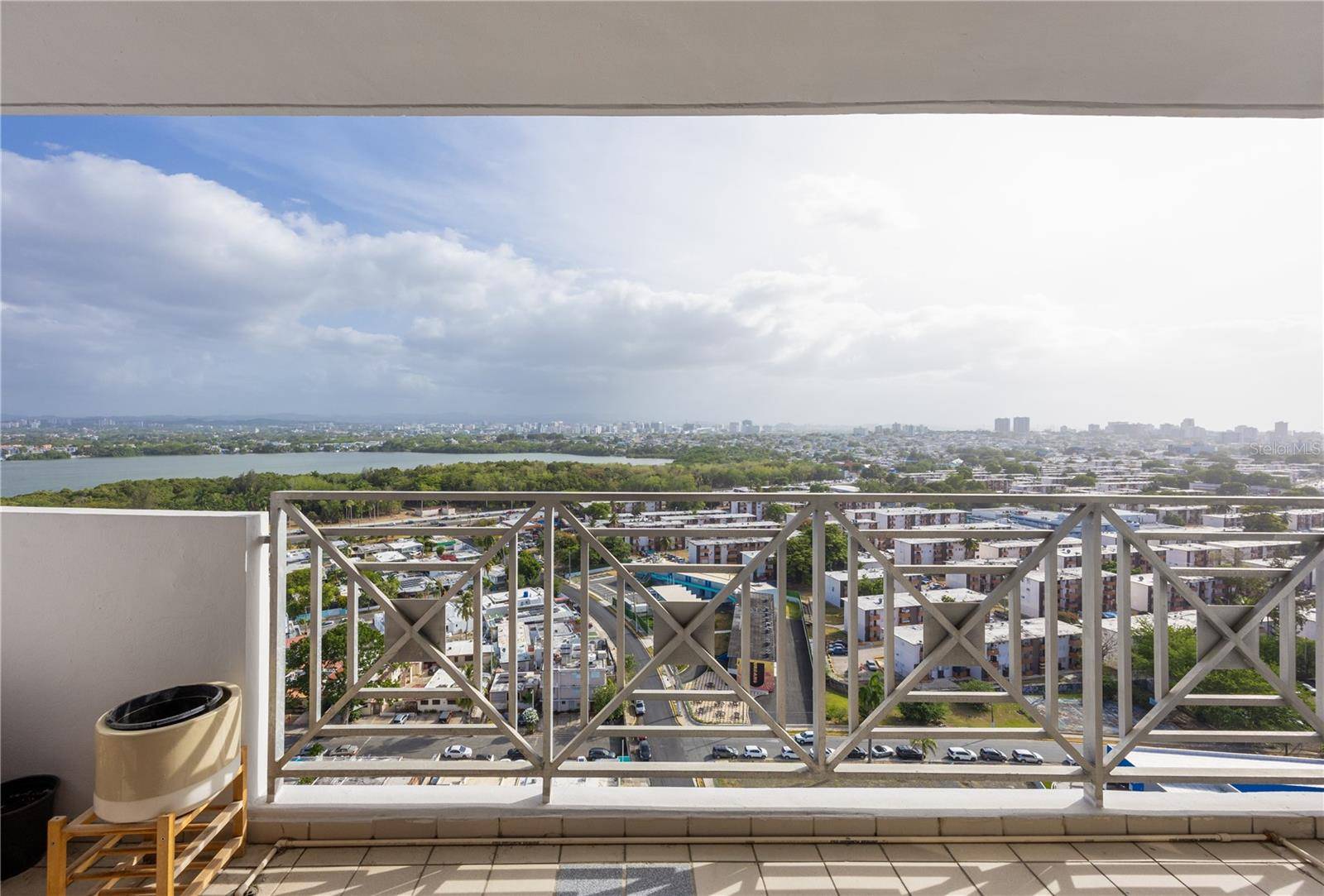 3001 ISLA VERDE #2205, Carolina, PR 00979
