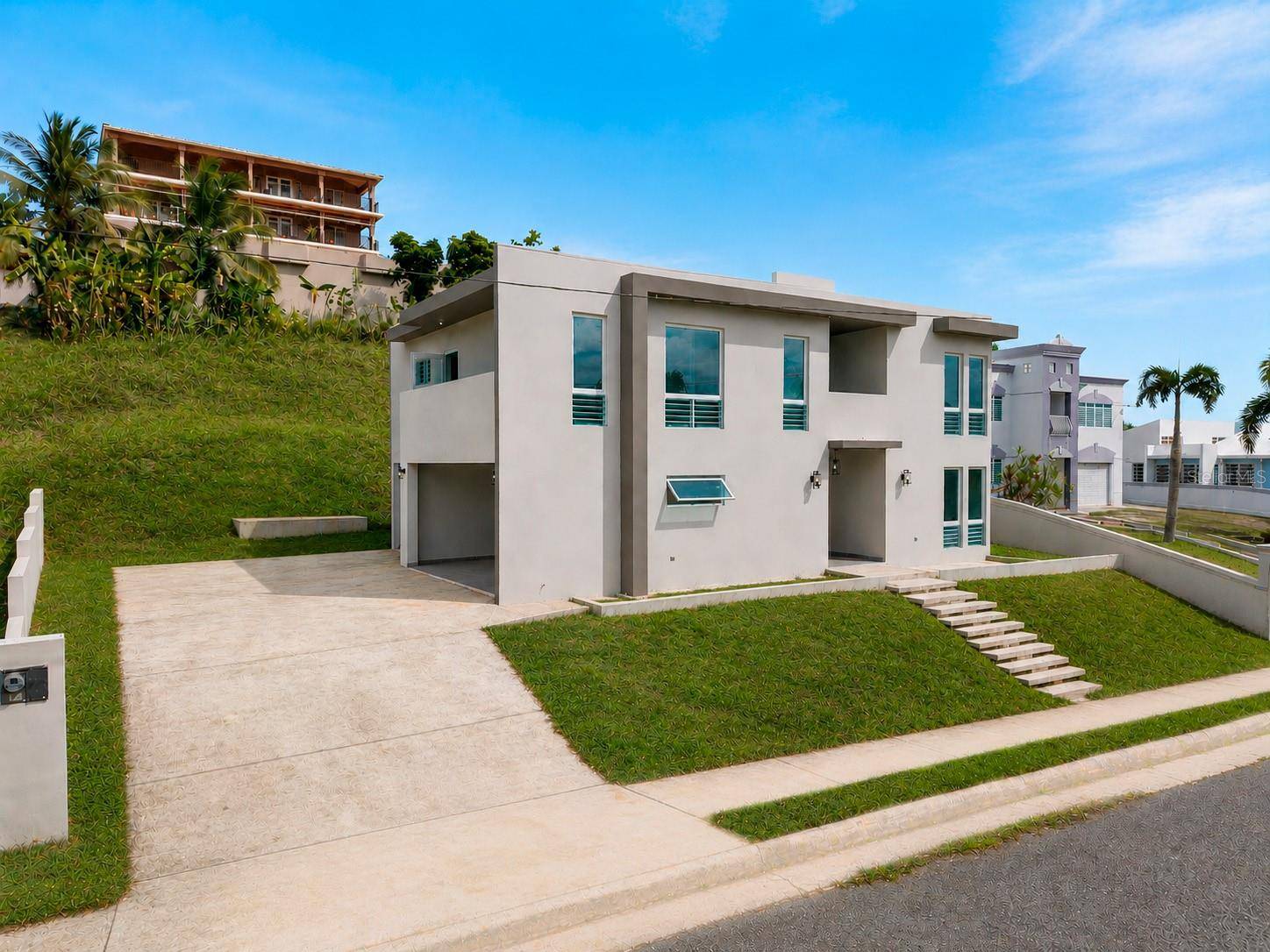 C. MARINA, 26-D MANSIONES PLAYA HUCARES, Naguabo, PR 00718
