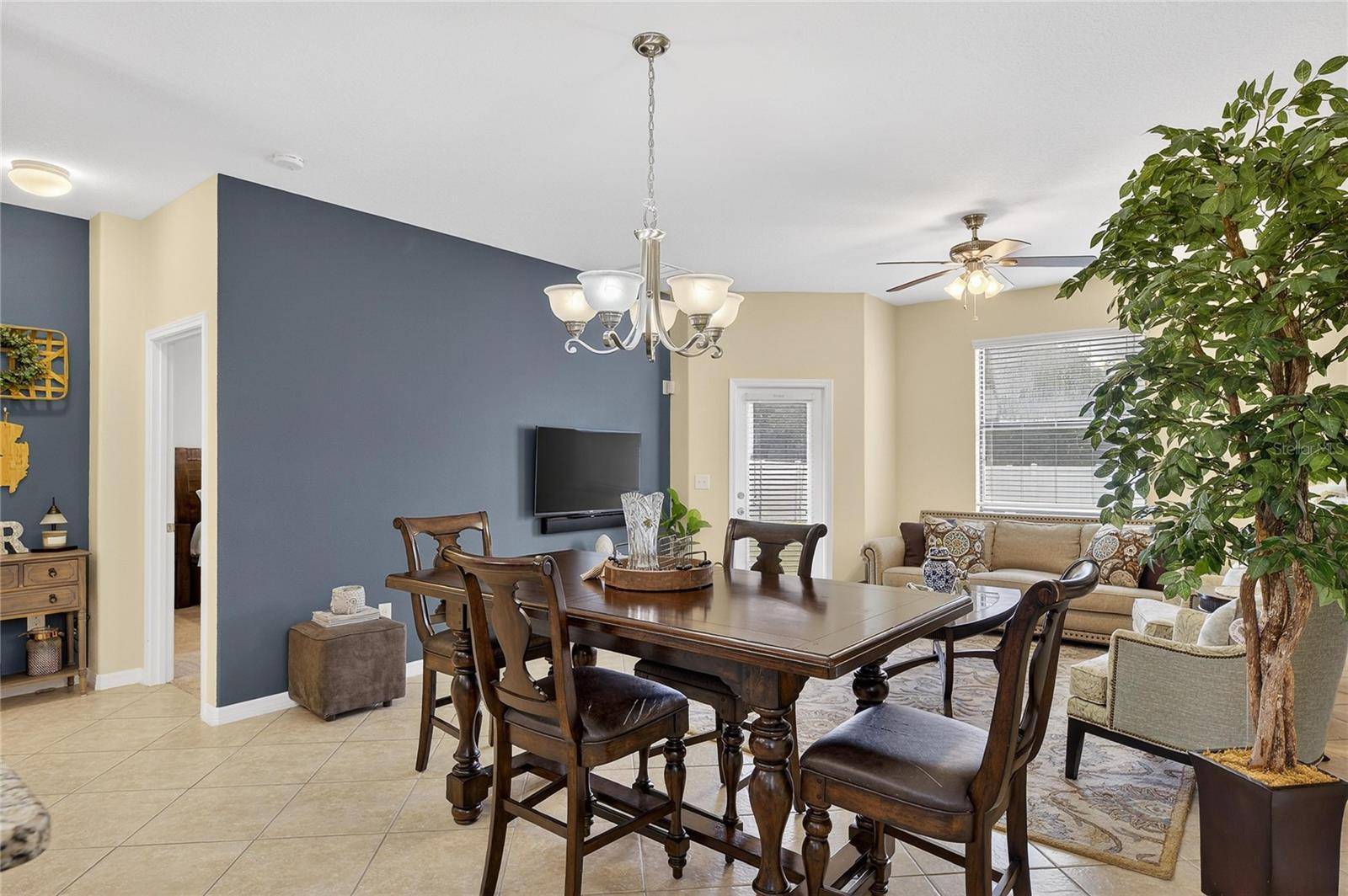 20041 SATIN LEAF AVE, Tampa, FL 33647
