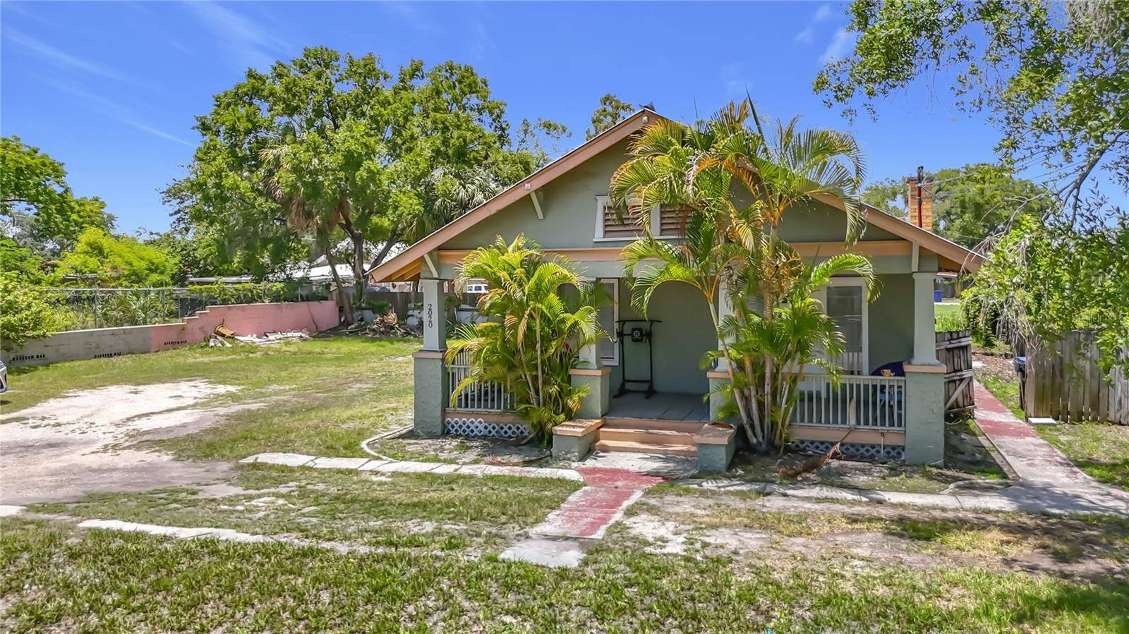 2020 DAVIS ST, Tampa, FL 33605