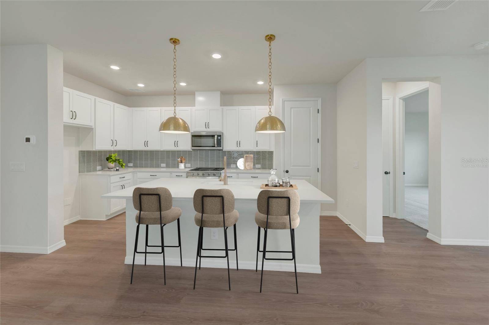 5024 CHAPEL ROW AVE, Apollo Beach, FL 33572