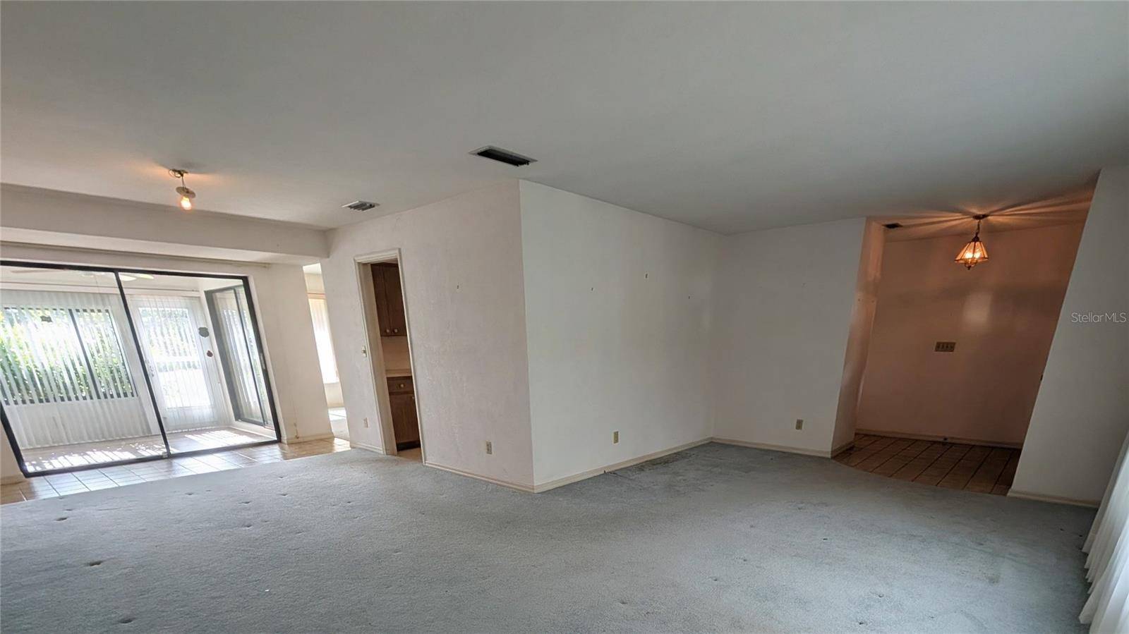 7006 120TH ST, Seminole, FL 33772