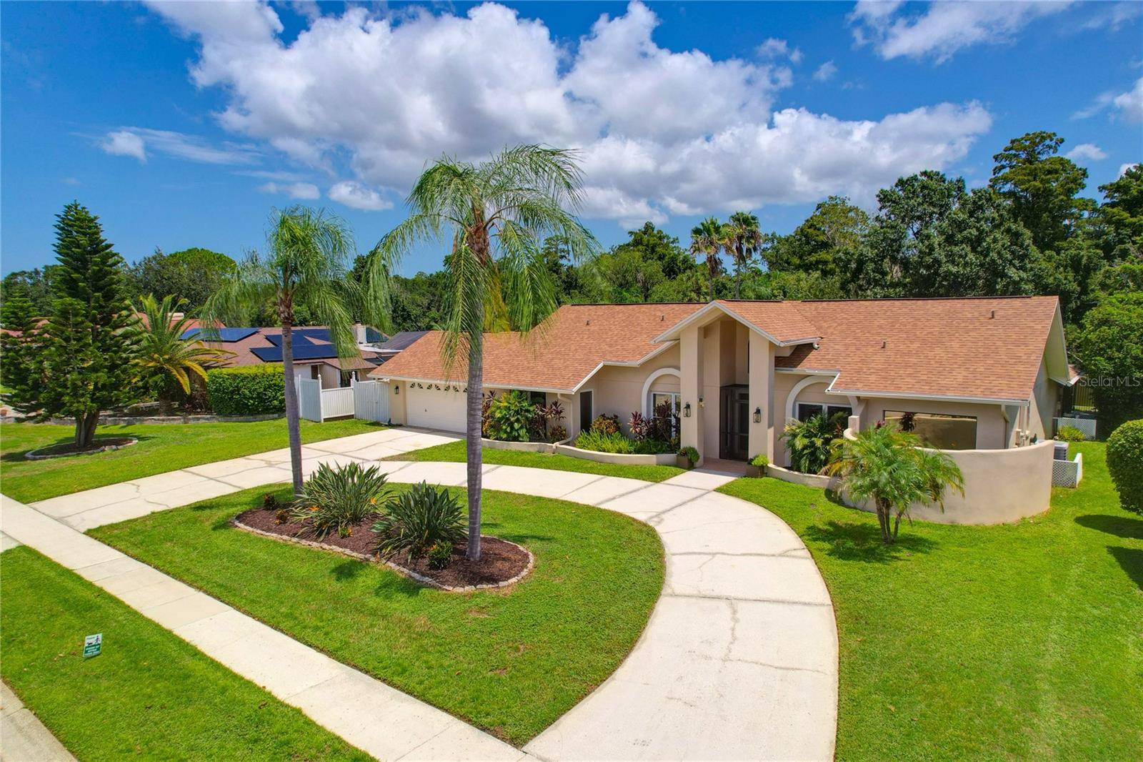 80 FOXFIRE LN, Oldsmar, FL 34677