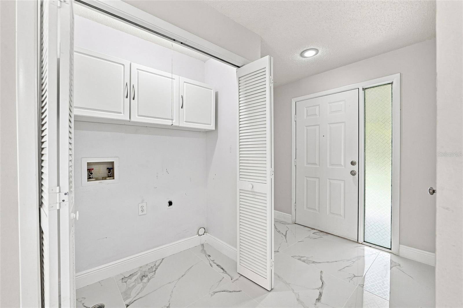 5033 CYPRESS TRACE DR, Tampa, FL 33624