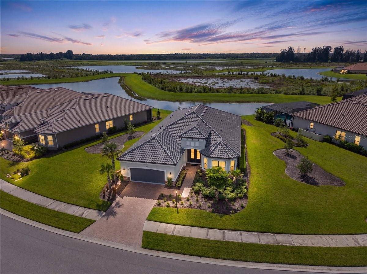 10168 SILENT NIGHT LN, Sarasota, FL 34241