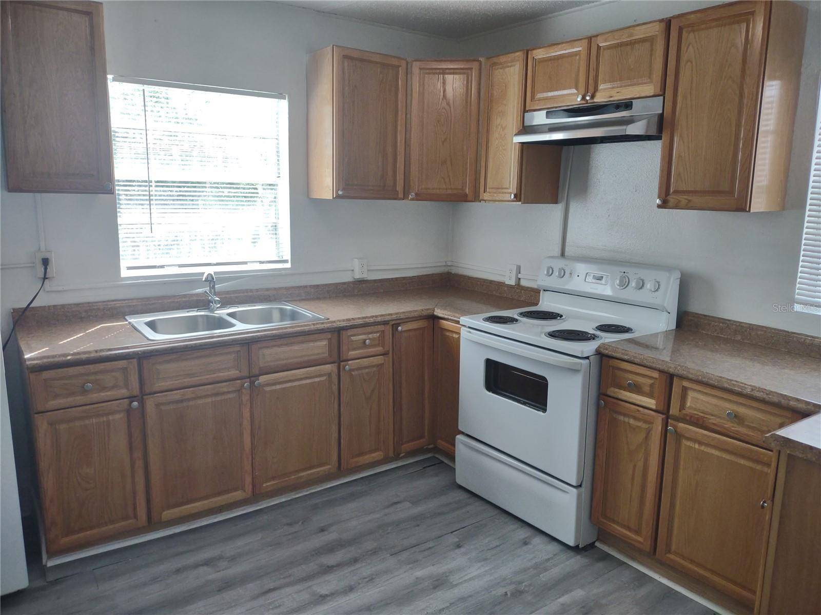 1407 MONROE AVE, Clearwater, FL 33755
