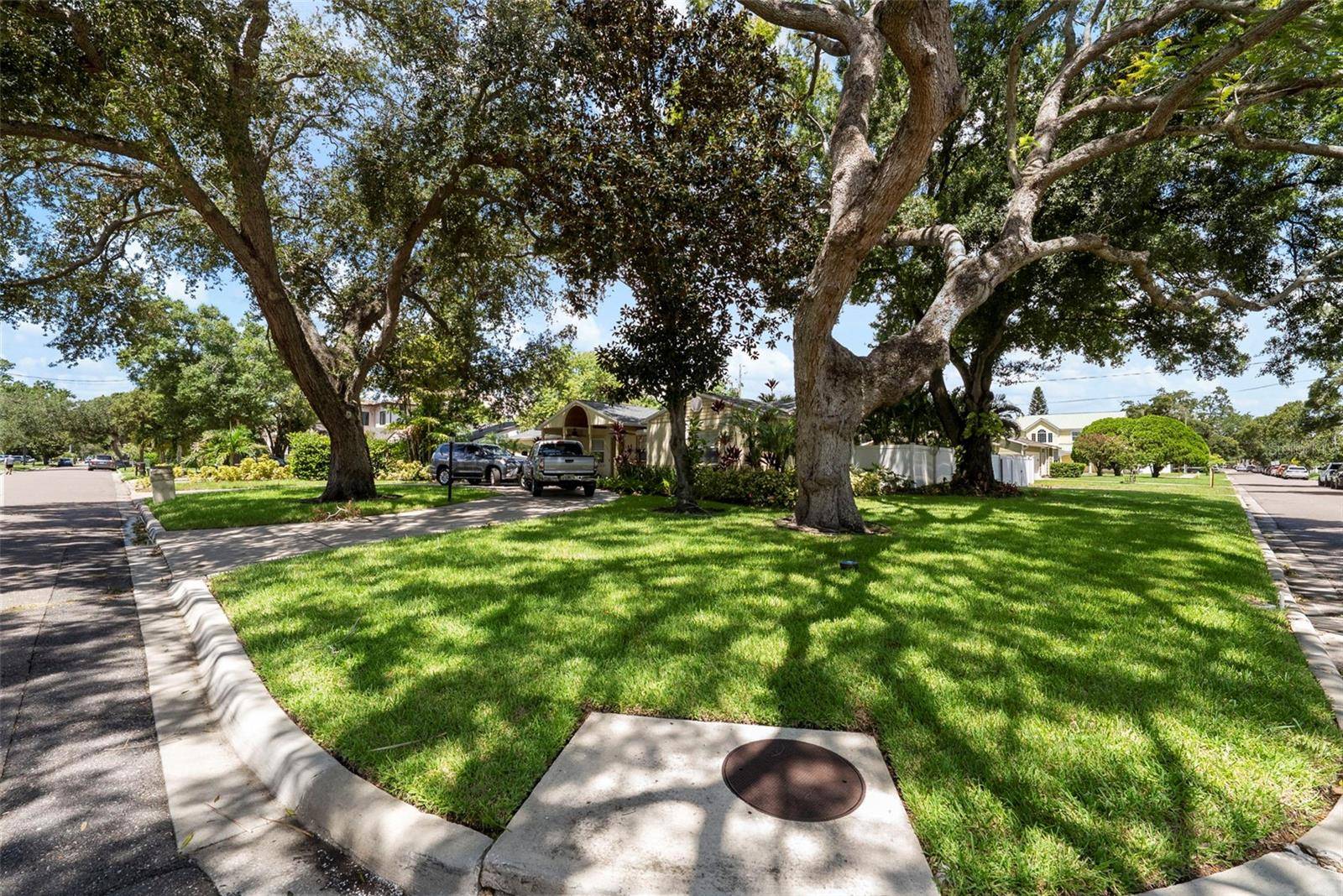 3401 W SEVILLA ST, Tampa, FL 33629