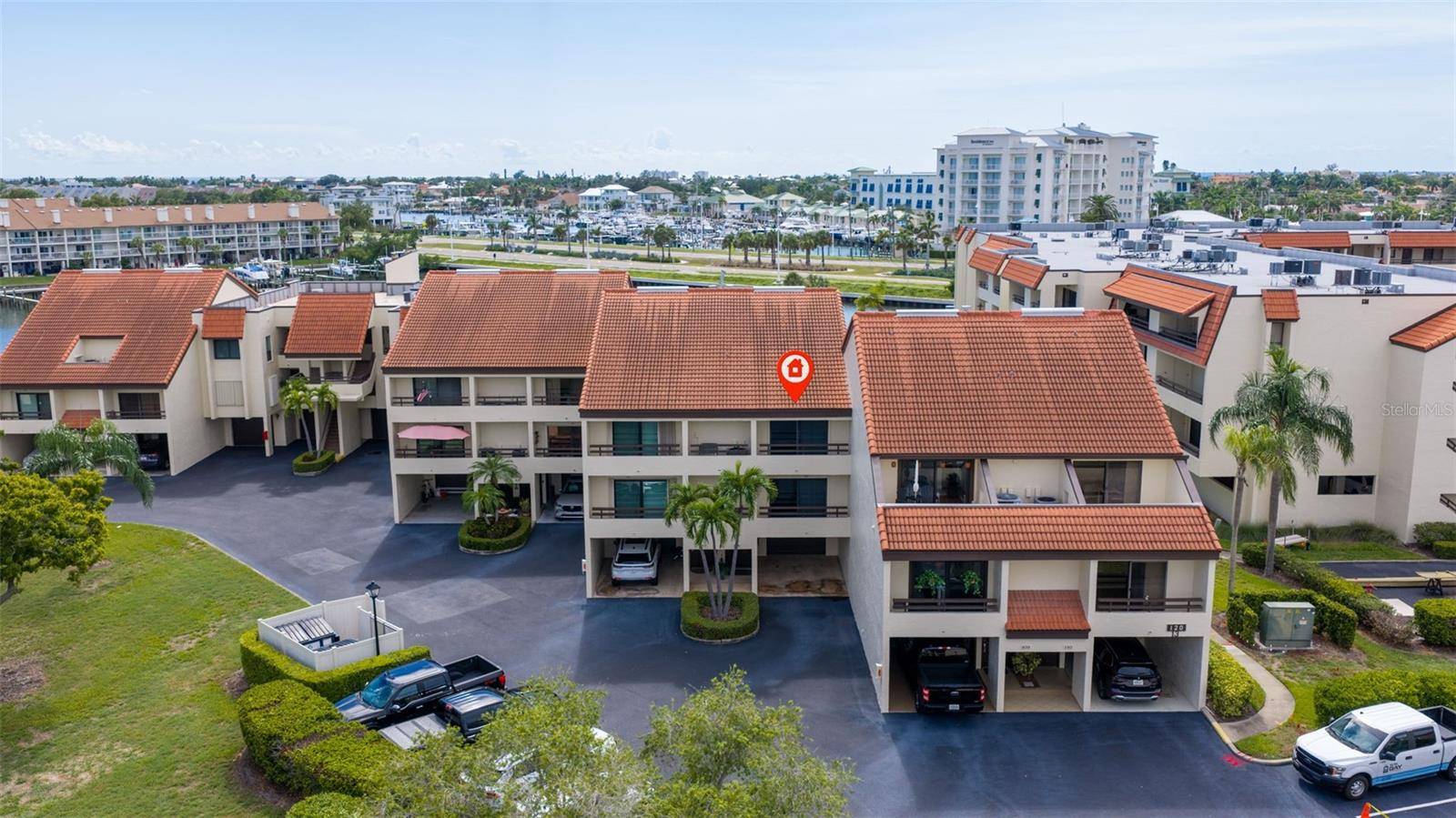 120 1ST ST E #108, Tierra Verde, FL 33715