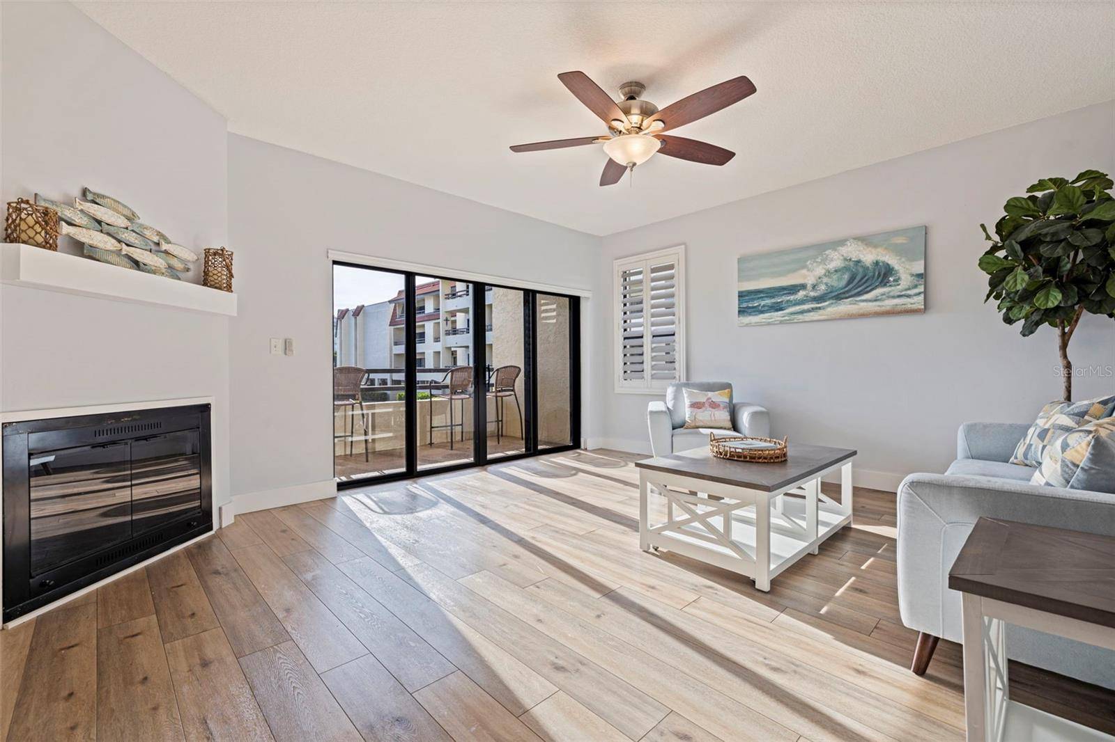 120 1ST ST E #108, Tierra Verde, FL 33715