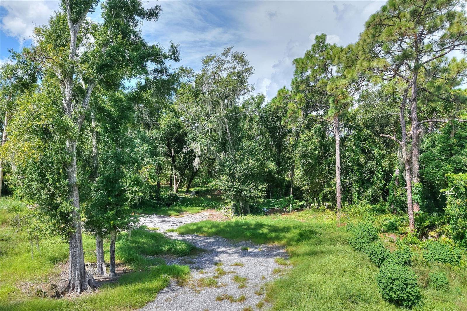 SE 33RD ST, Ruskin, FL 33570