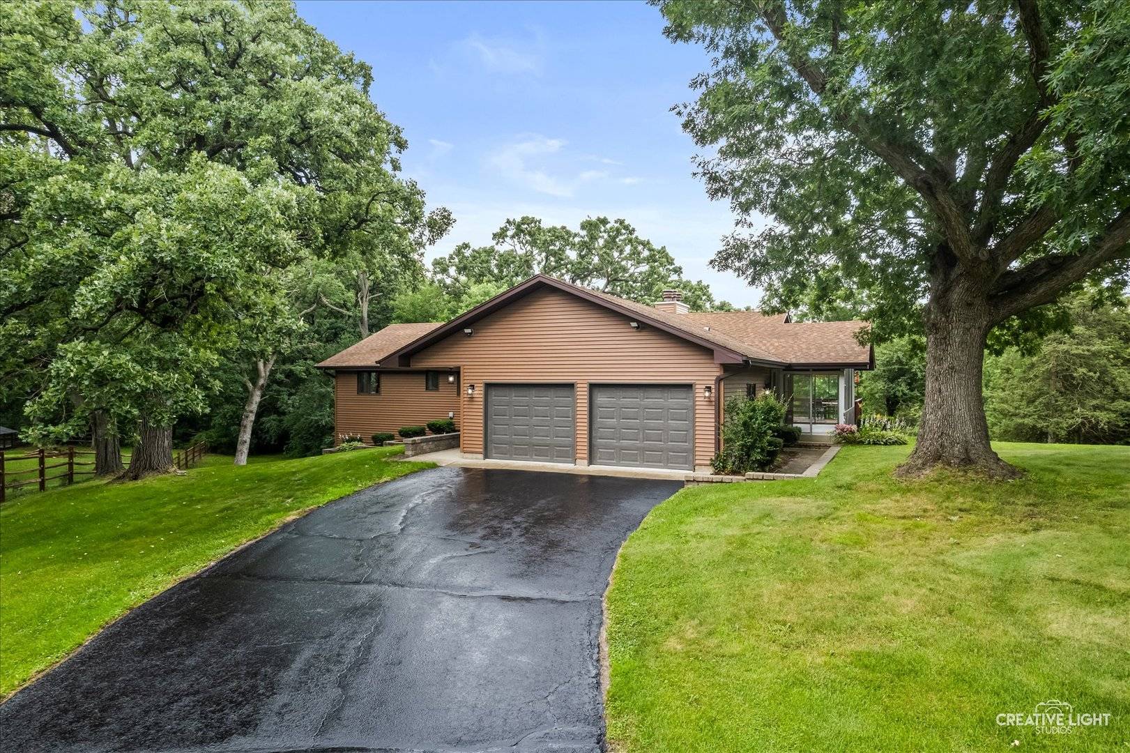 10033 W Hillshire DR, Richmond, IL 60071