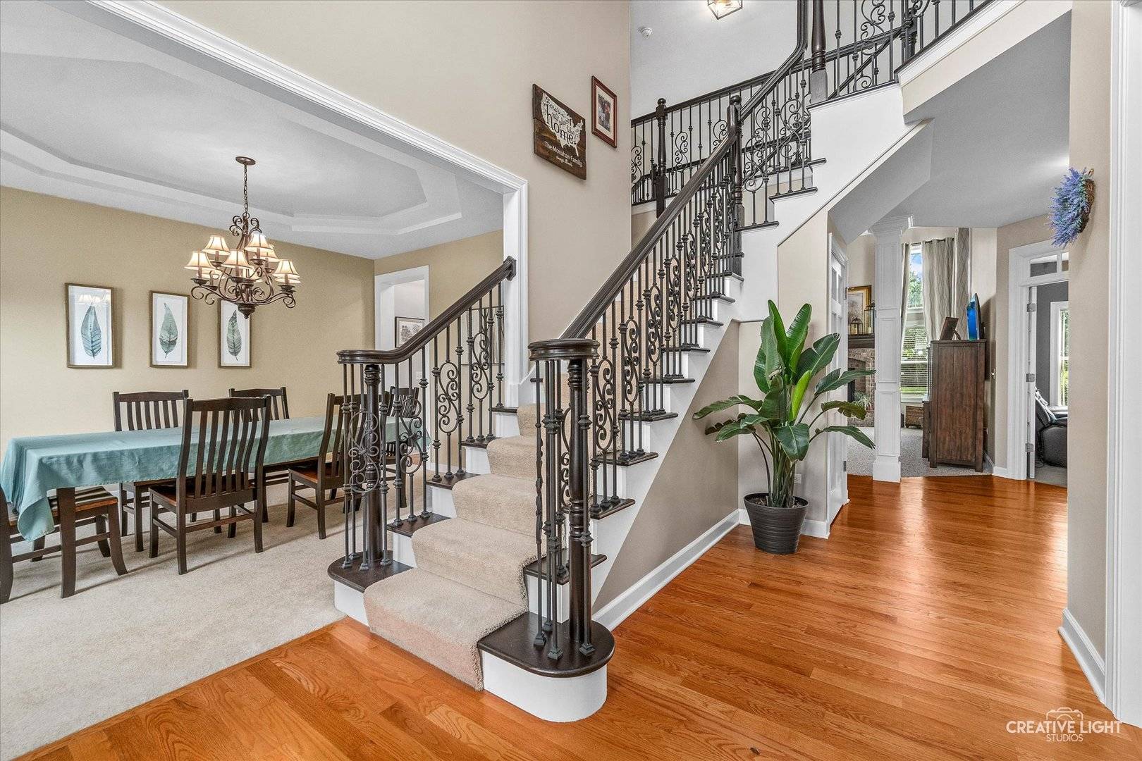 506 Simsbury CT, Oswego, IL 60543