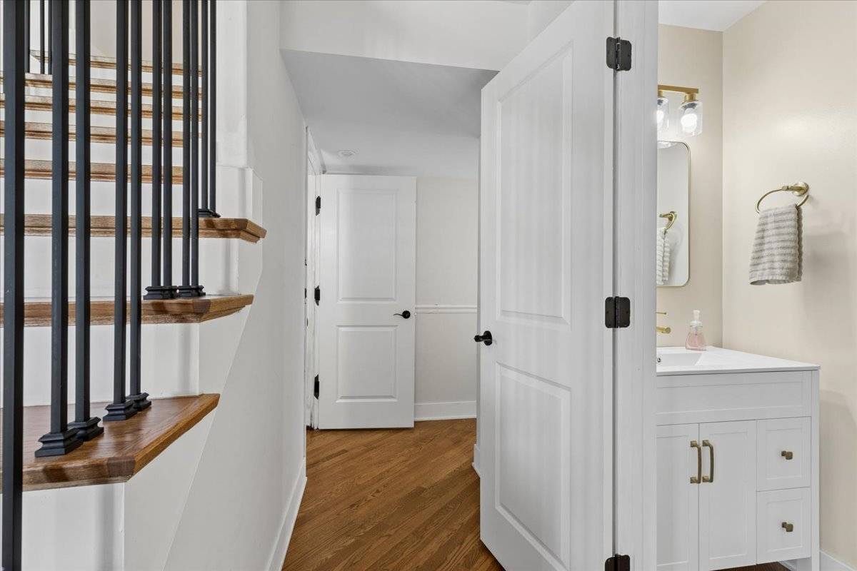 1202 Bristol Trail RD, Lake Zurich, IL 60047