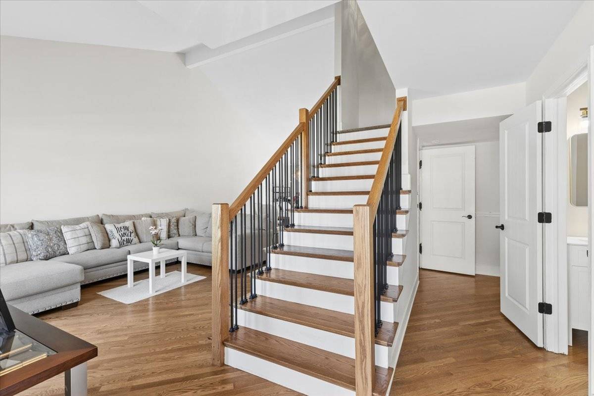 1202 Bristol Trail RD, Lake Zurich, IL 60047