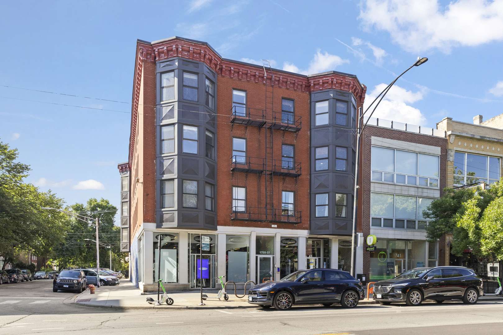 1737 W Division ST #203, Chicago, IL 60622