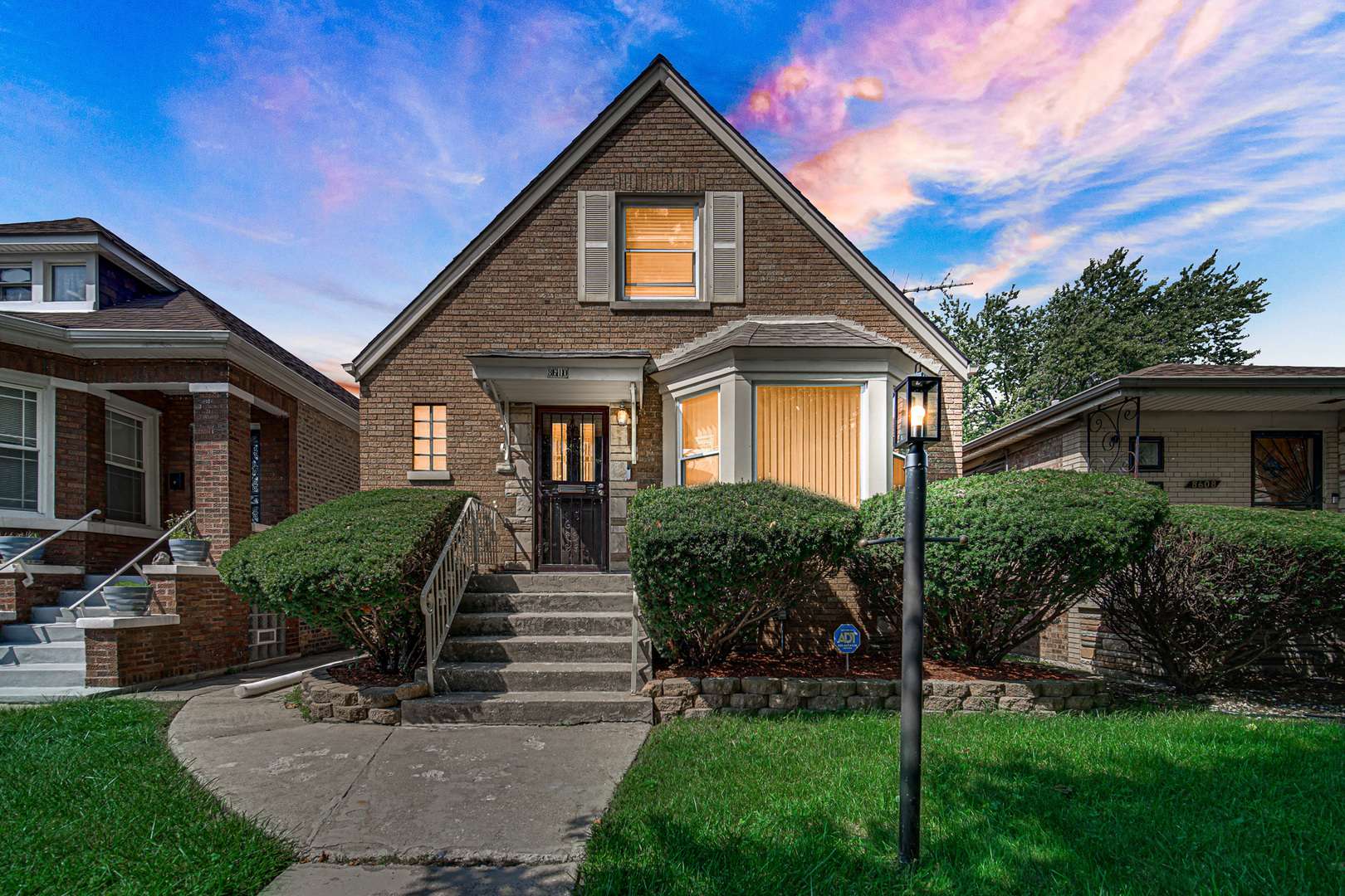 8610 S Vernon AVE, Chicago, IL 60619