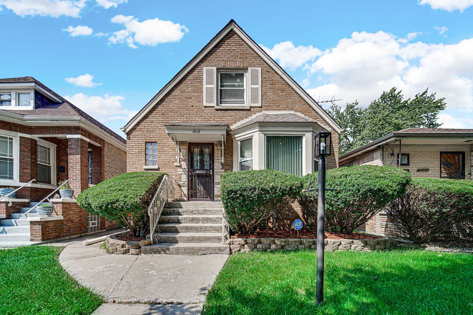 8610 S Vernon AVE, Chicago, IL 60619