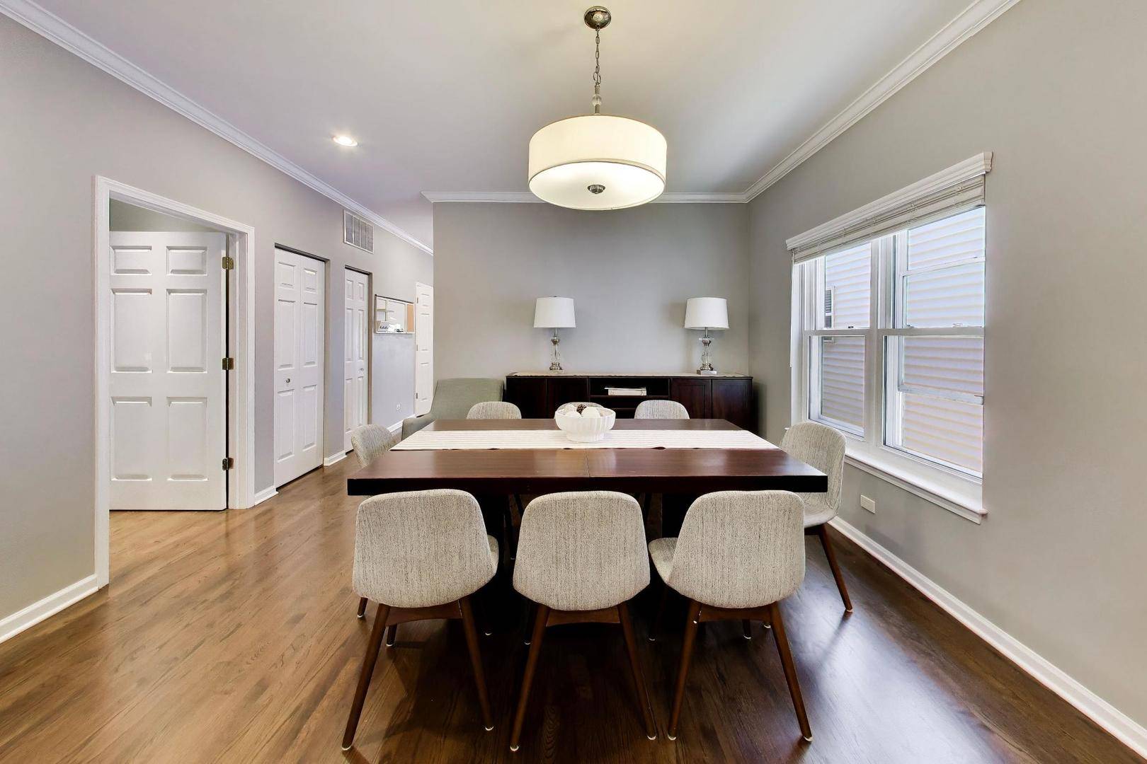 329 W Goethe ST, Chicago, IL 60610