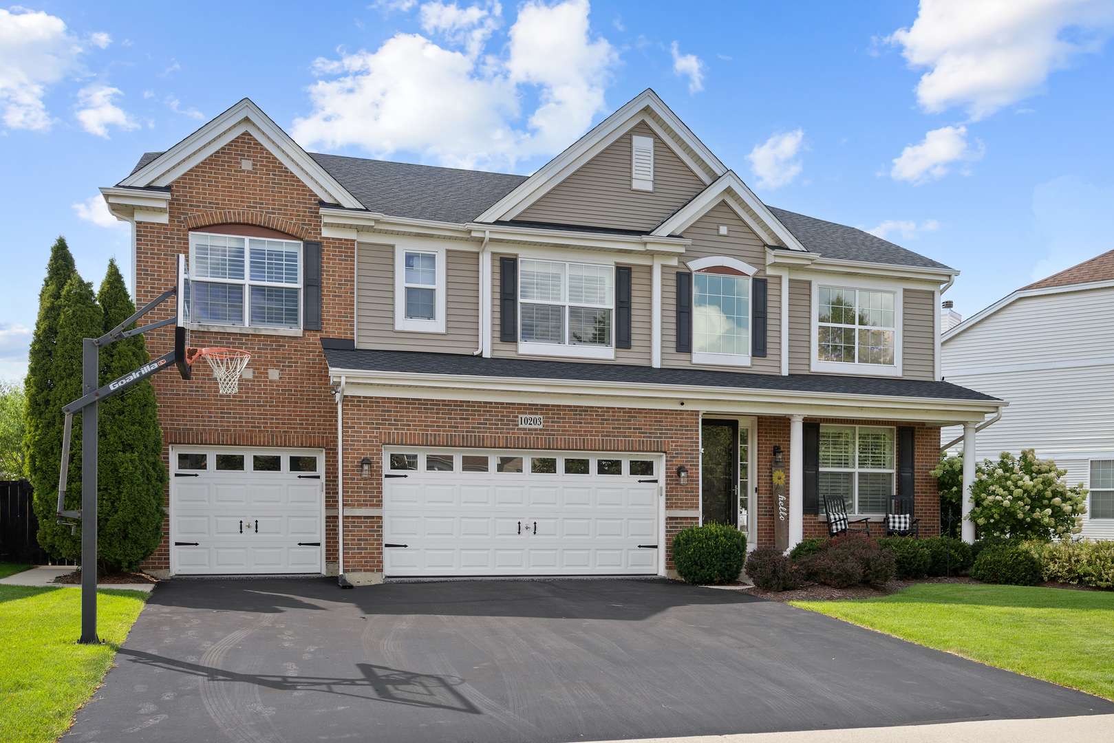 10203 Hunter TRL, Huntley, IL 60142